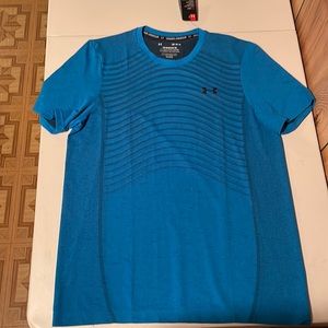 Under Armour T-shirt